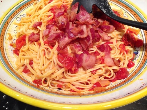 cheesy smokey tomato pasta.jpg