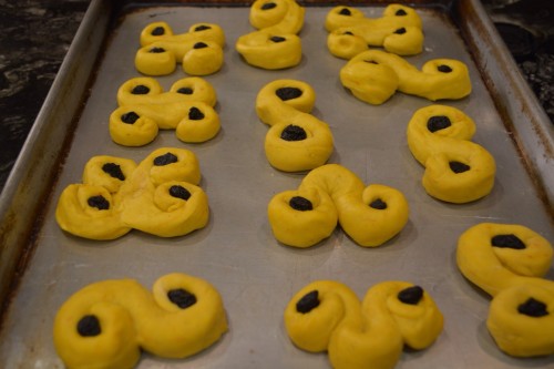saffron buns cookie sheet2.JPG